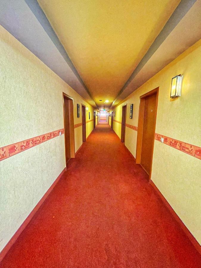 Alkotmany Vendeghaz Hotell Sárvár Exteriör bild